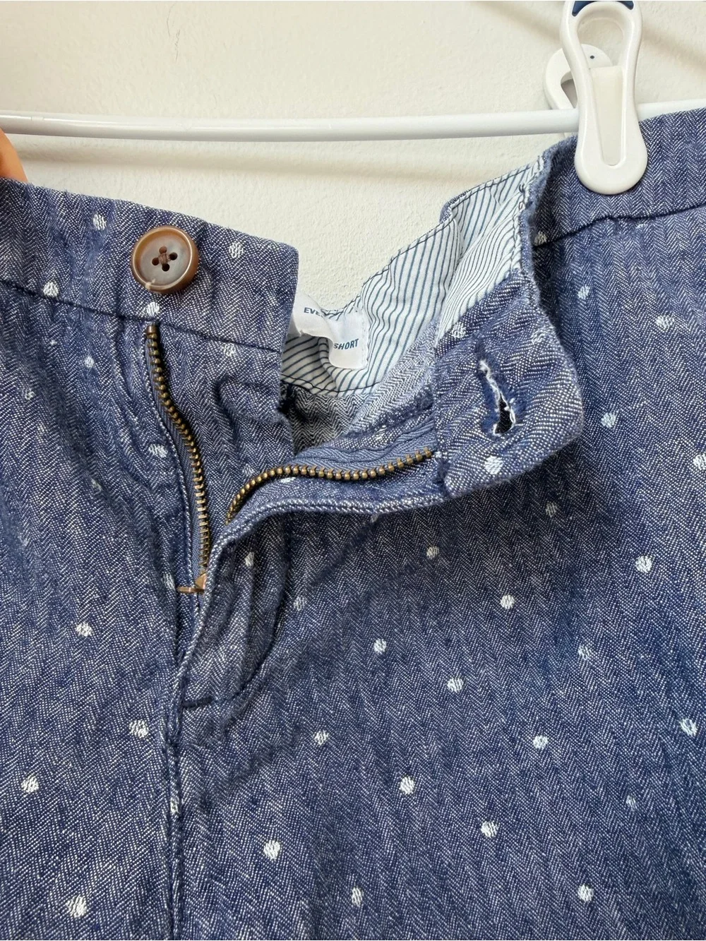 Old Navy Women's Everyday Shorts Size 12 Polka Dot Linen Cotton Chambray Chino